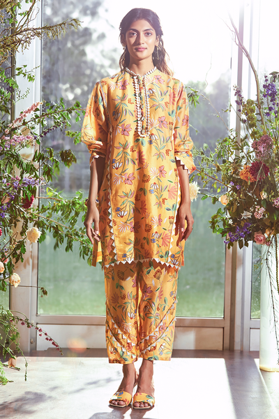 RM-Yellow big floral printed chanderi kurta. Yellow big floral printed salwar pants